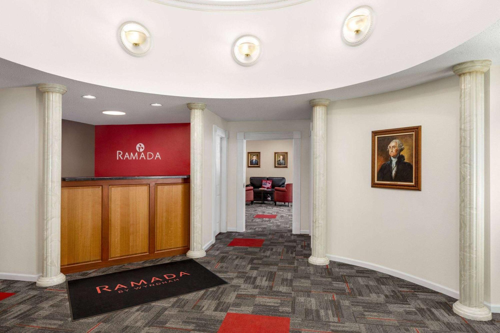 Hôtel Ramada By Wyndham Richland Center Extérieur photo